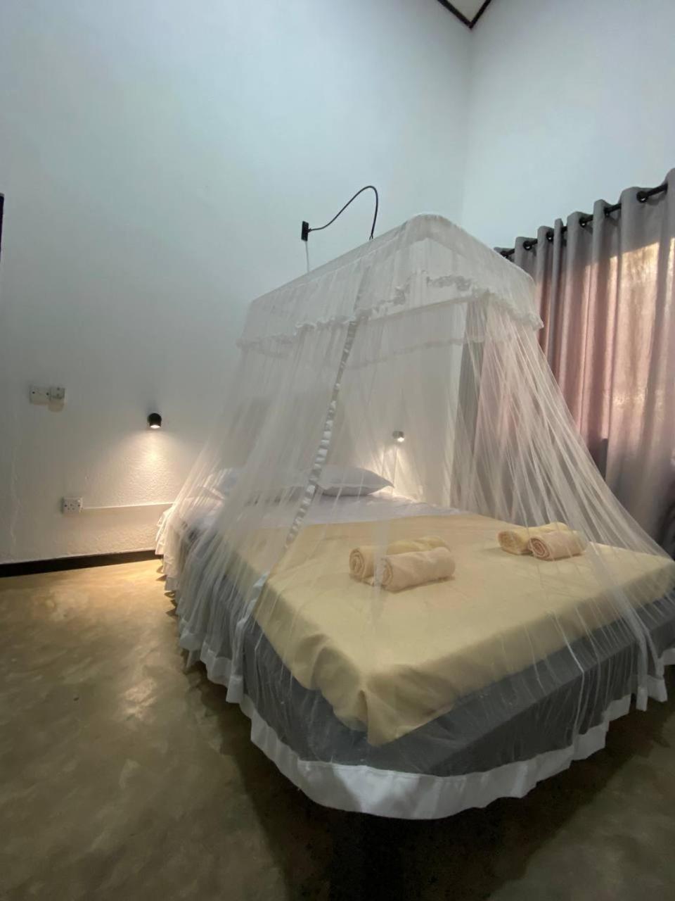 Pearl Villa Rooms And Hostel Unawatuna Exterior photo