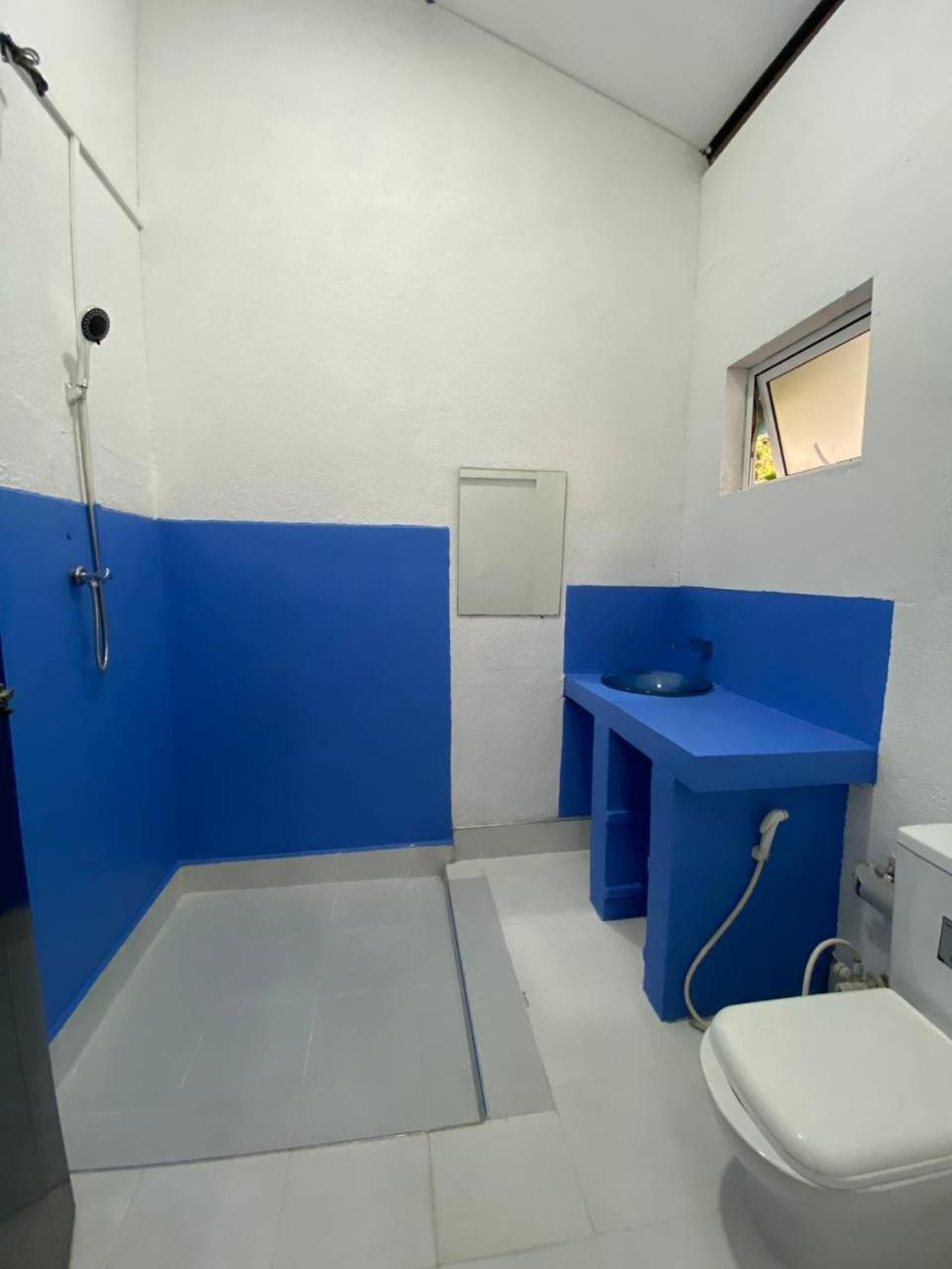 Pearl Villa Rooms And Hostel Unawatuna Exterior photo