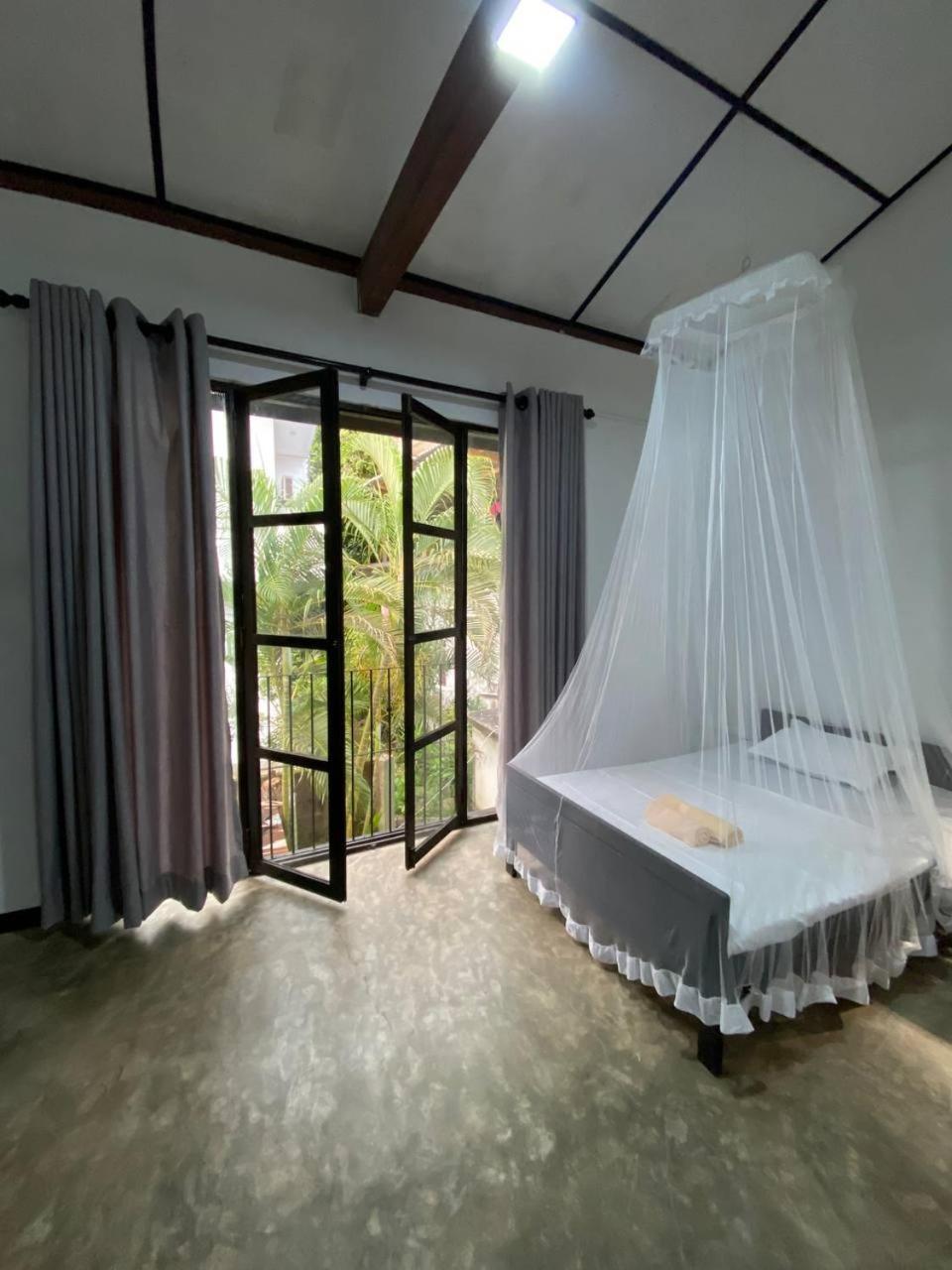Pearl Villa Rooms And Hostel Unawatuna Exterior photo