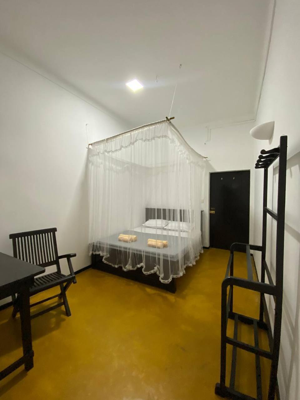 Pearl Villa Rooms And Hostel Unawatuna Exterior photo